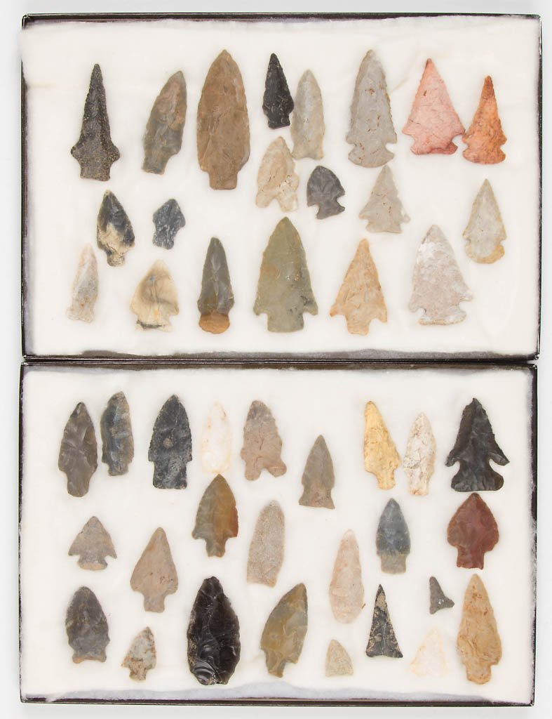 NATIVE AMERICAN STONE POINTS, LOT OF 45 (1 of 3)