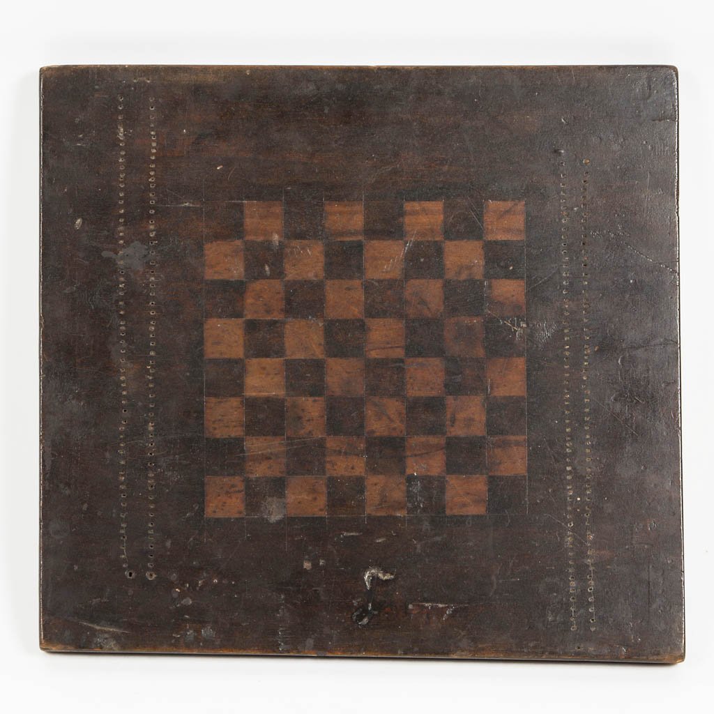 SOUTHERN INCISED AND STAINED CHECKERBOARD (1 of 1)