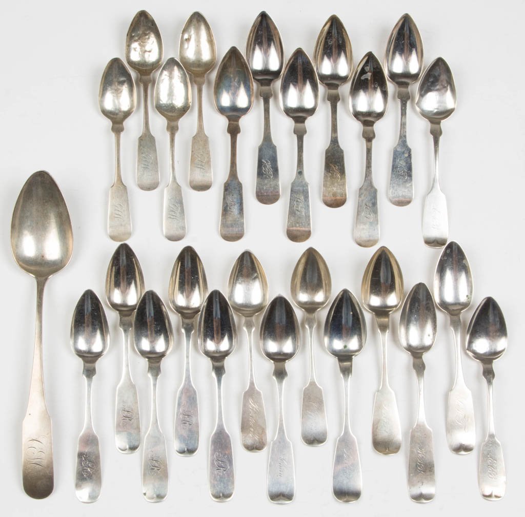 ASSORTED NEW YORK COIN SILVER SPOONS, LOT OF 25 (1 of 1)