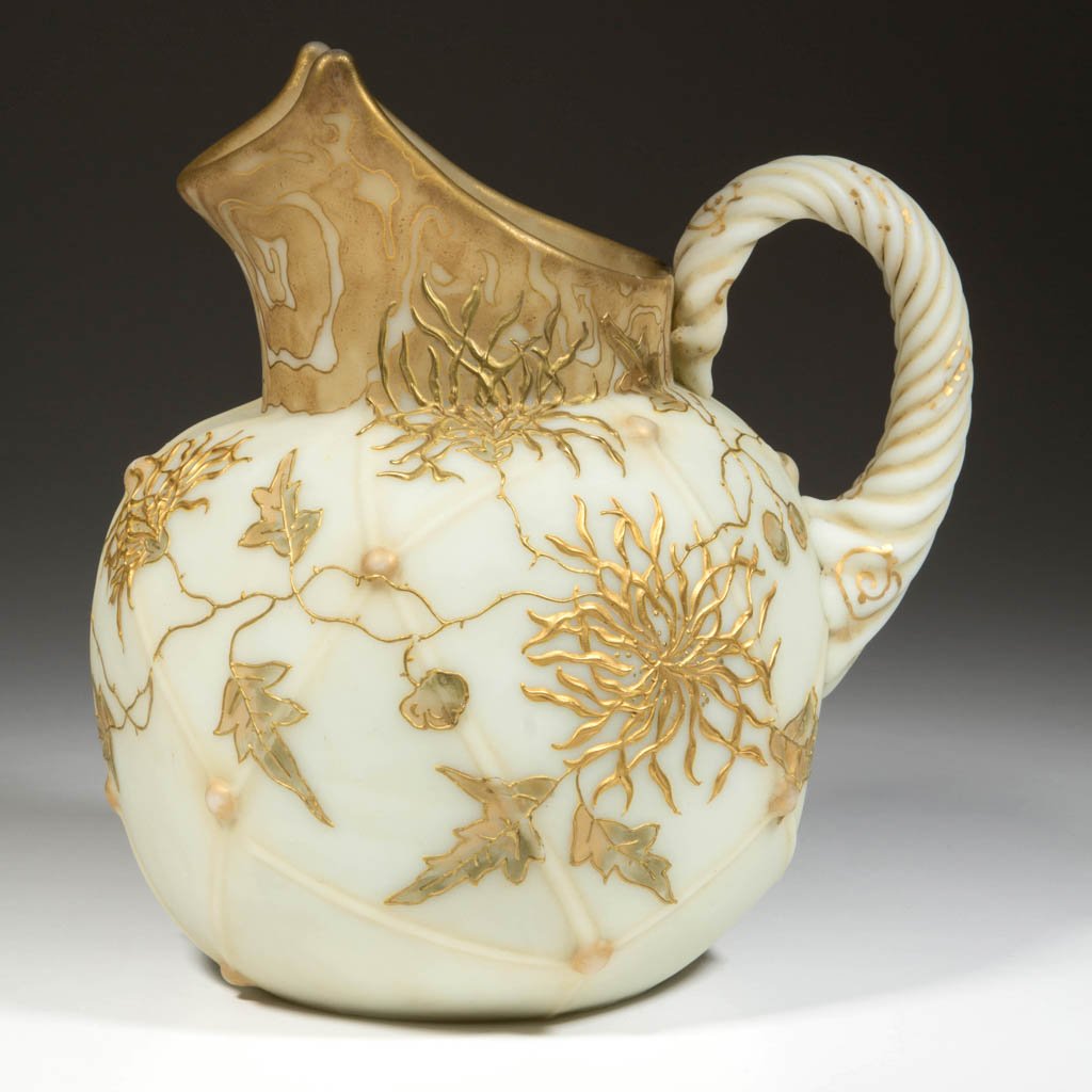 MT. WASHINGTON CROWN MILANO WATER PITCHER (1 of 2)