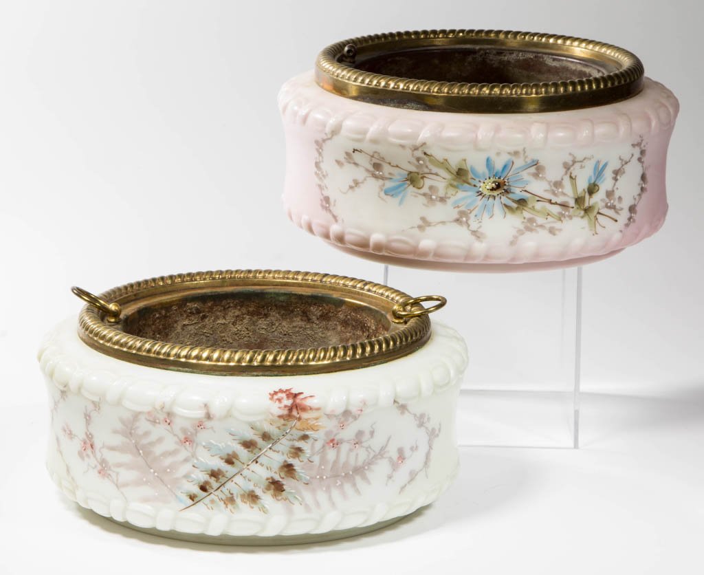 WAVE CREST FERN DISHES, LOT OF TWO (1 of 1)