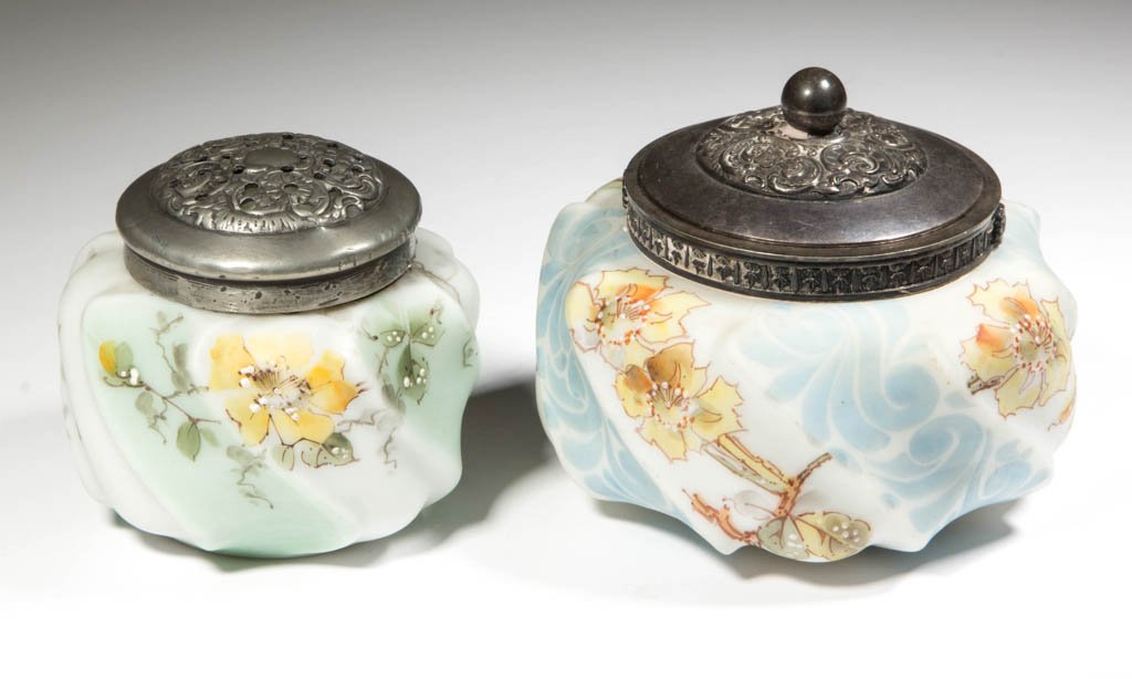 WAVE CREST ERIE TWIST ARTICLES, LOT OF TWO (1 of 1)