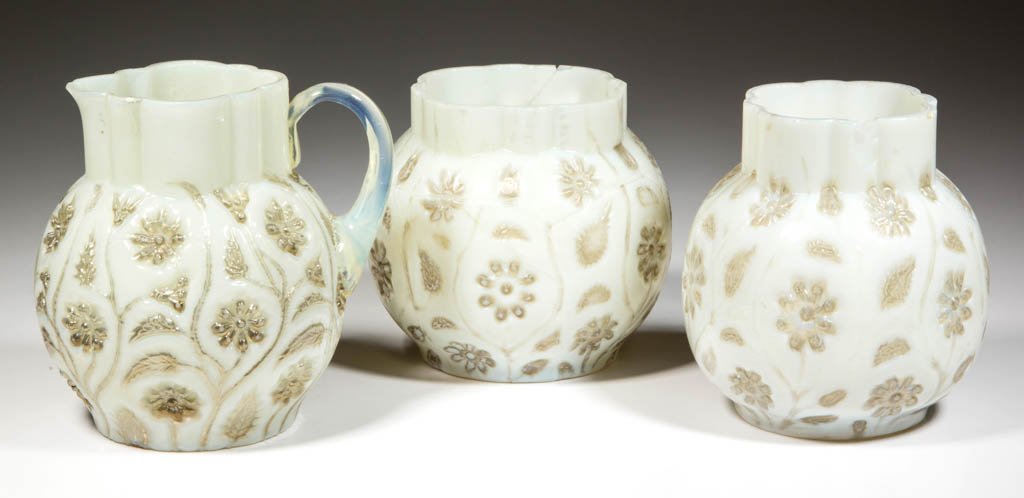 FINDLAY ONYX TABLE ARTICLES, LOT OF THREE (1 of 1)