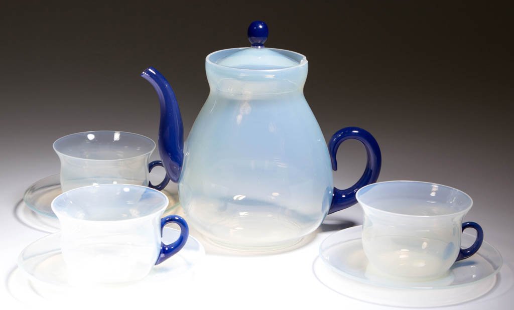 FRY FOVAL ART GLASS SEVEN-PIECE TEA SET (1 of 1)