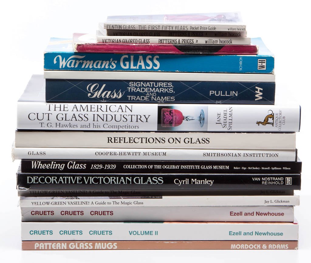 ASSORTED GLASS REFERENCE VOLUMES, LOT OF 17 (1 of 1)