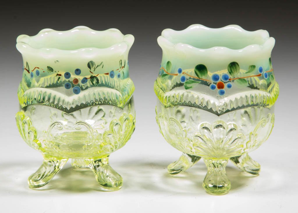 MANILA / WREATH AND SHELL TOOTHPICK HOLDERS, LOT OF TWO (1 of 1)