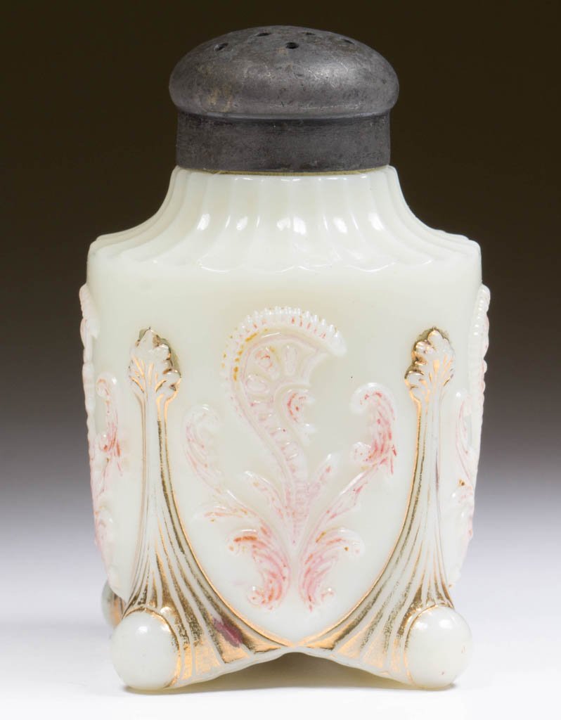 INVERTED FAN AND FEATHER SALT SHAKER (1 of 1)