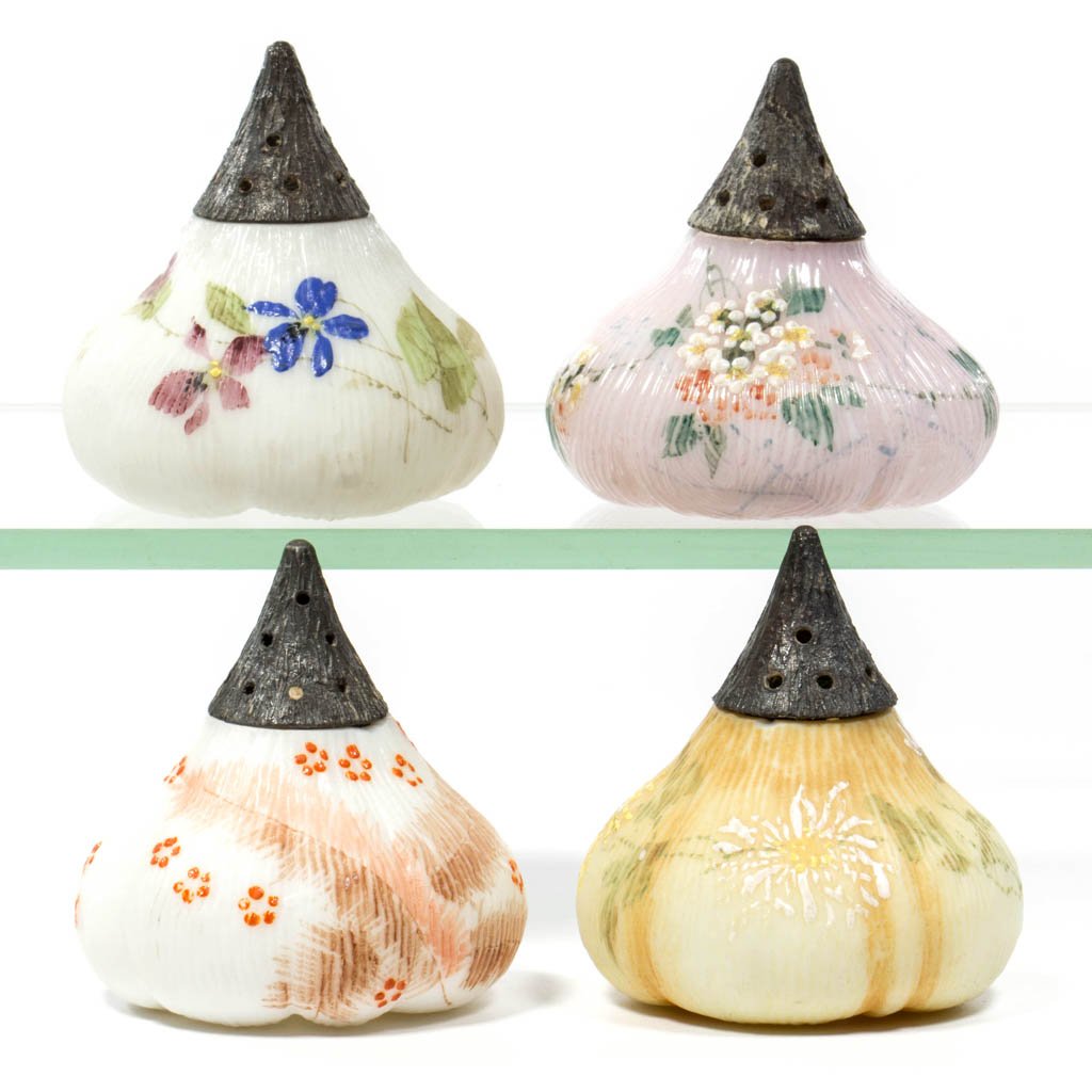 MT. WASHINGTON FIG / BEET (OMN) SALT SHAKERS, LOT OF (1 of 1)