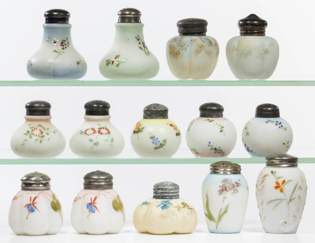 ASSORTED MT. WASHINGTON AND OTHER SALT / PEPPER (1 of 1)