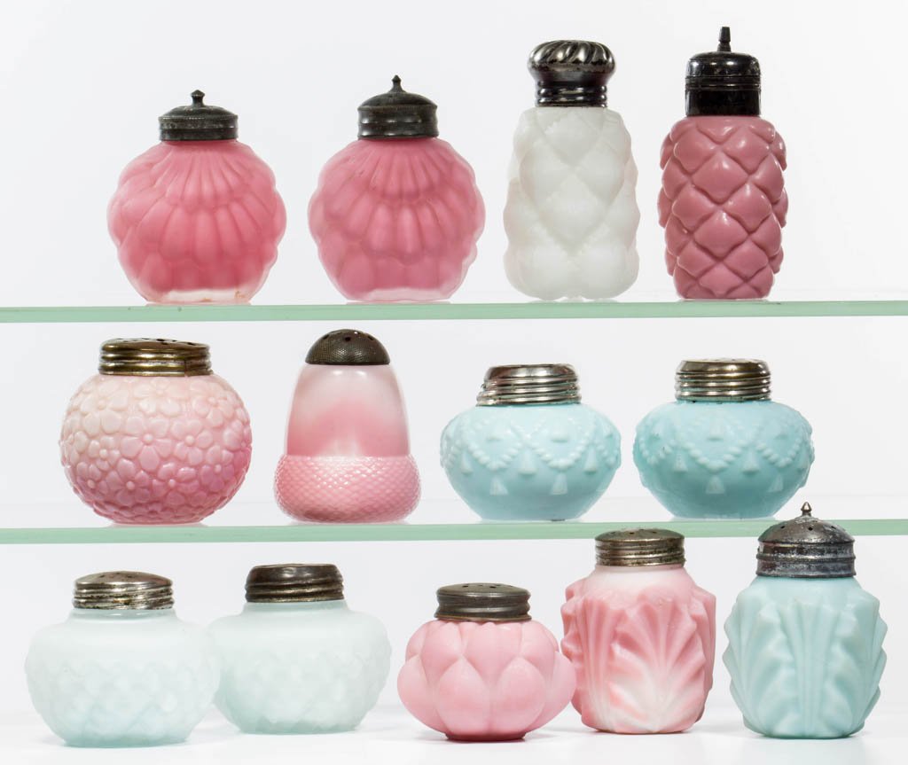 ASSORTED CONSOLIDATED AND OTHER SALT / PEPPER SHAKERS, (1 of 1)