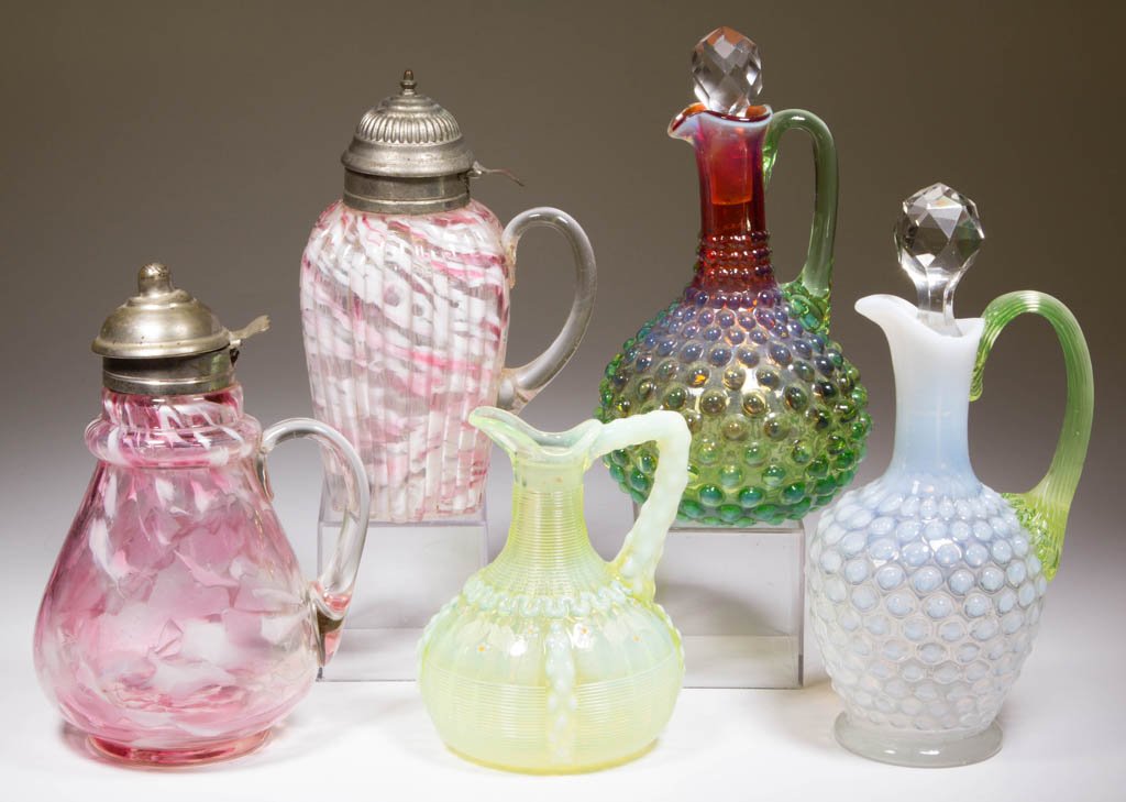 ASSORTED OPALESCENT ARTICLES, LOT OF FIVE (1 of 1)