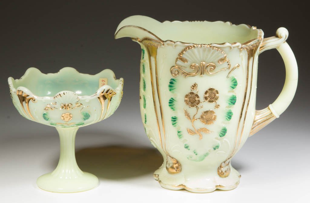 EVERGLADES / CARNELIAN (OMN) TABLE ARTICLES, LOT OF TWO (1 of 1)