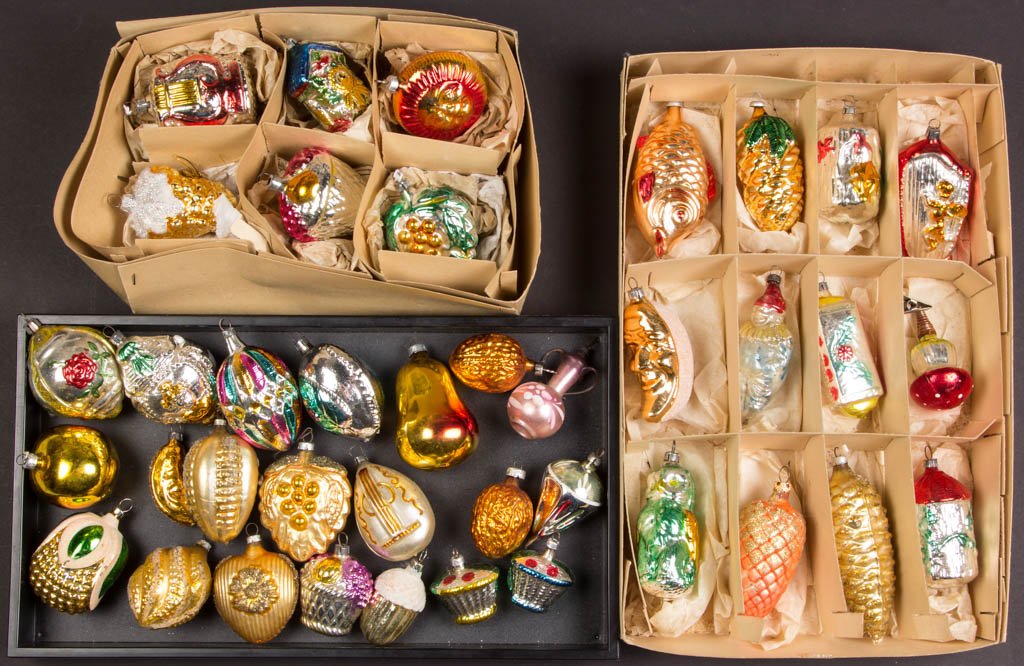 ASSORTED FIGURAL GLASS CHRISTMAS ORNAMENTS, LOT OF 39 (1 of 1)