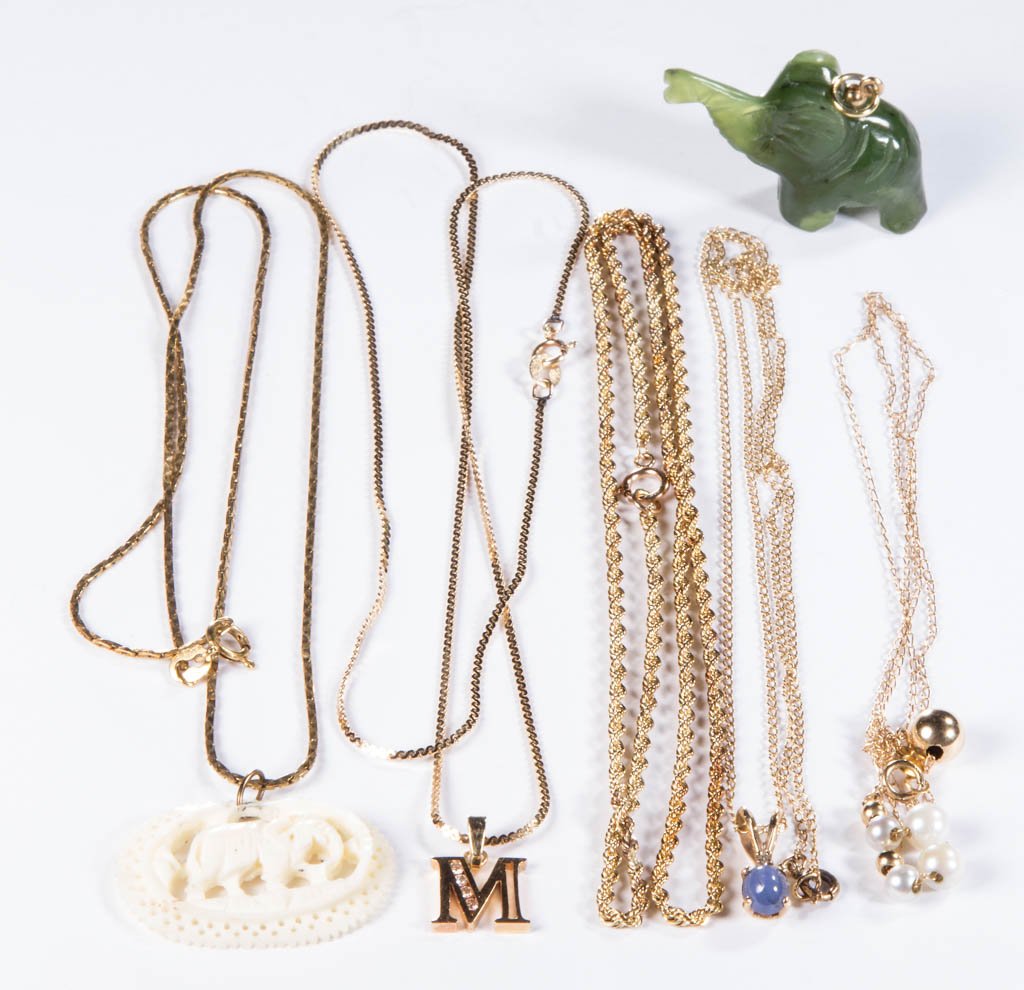 ASSORTED LADY'S 14K GOLD NECKLACES, LOT OF FIVE (1 of 1)