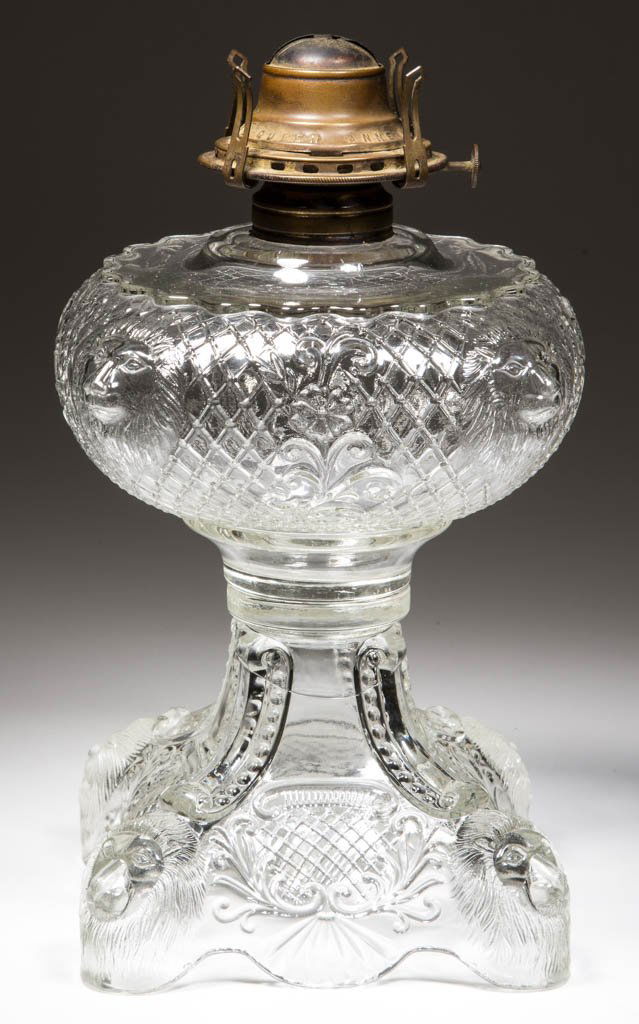 LION AND BABOON KEROSENE SEWING STAND LAMP (1 of 1)