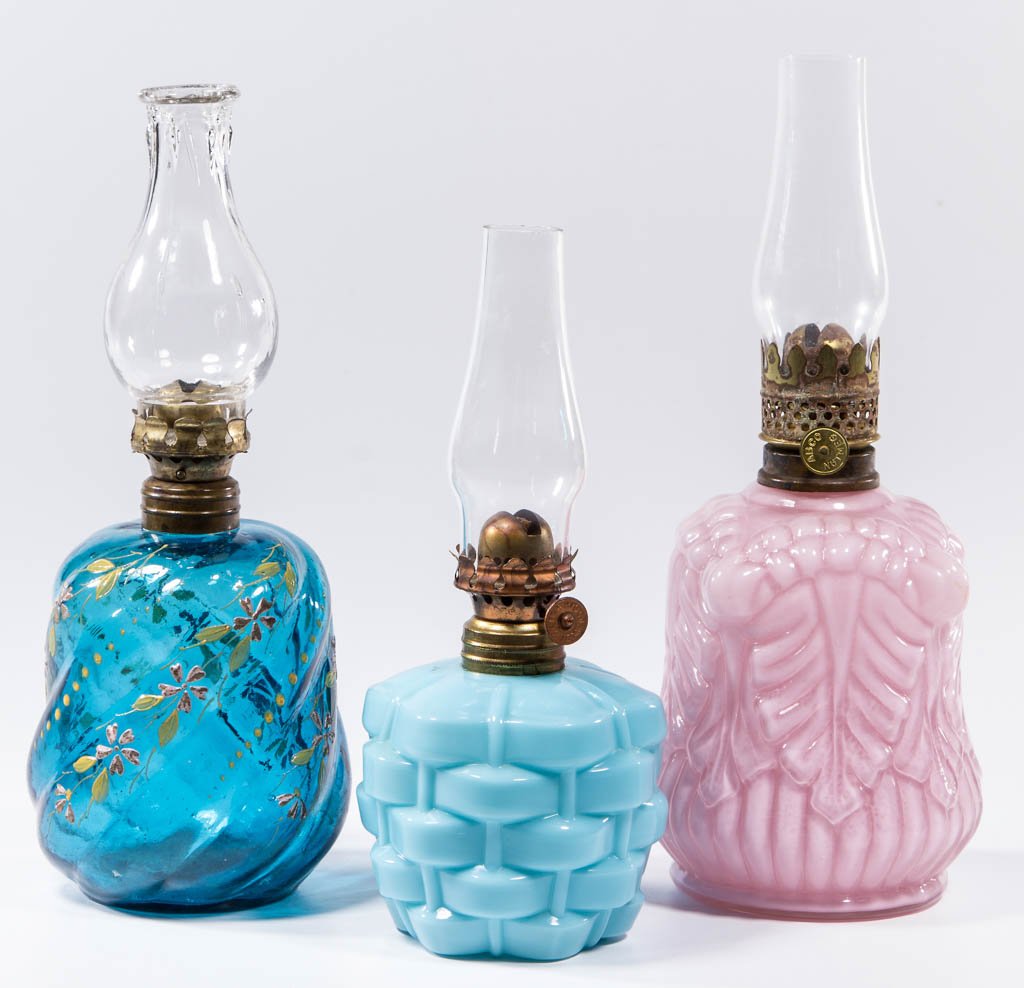 ASSORTED PATTERN MINIATURE LAMP FONTS, LOT OF THREE (1 of 1)