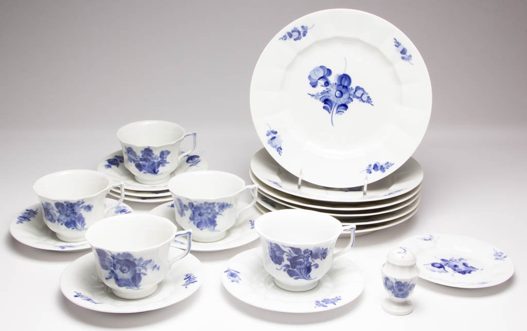 ROYAL COPENHAGEN BLUE FLOWER - PANNELED TABLE ARTICLES, (1 of 1)