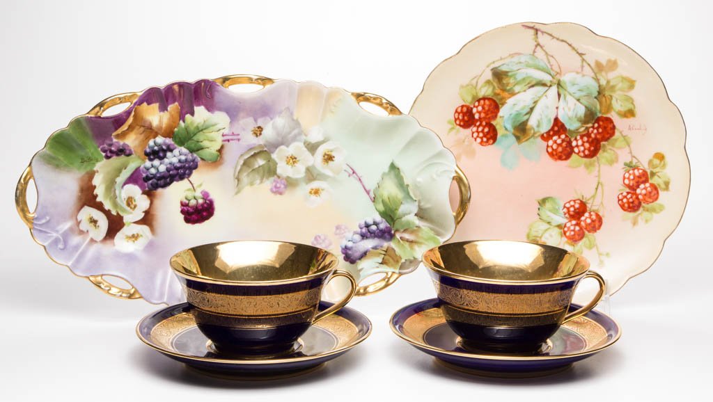 FRENCH LIMOGES PORCELAIN ARTICLES, LOT OF SIX (1 of 1)