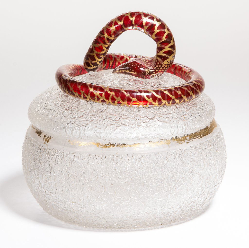 OVERSHOT WITH SERPENT POWDER BOX (1 of 1)