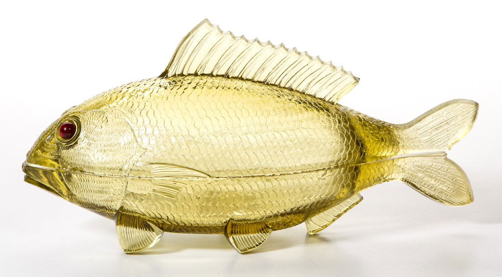ATTERBURY FISH NOVELTY COVERED DISH (1 of 1)