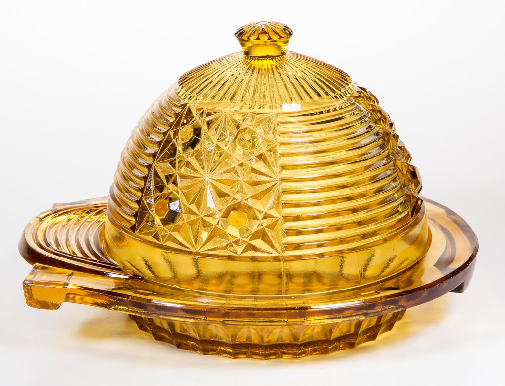 PRESSED NOVELTY JOCKEY CAP COVERED BUTTER DISH (1 of 1)