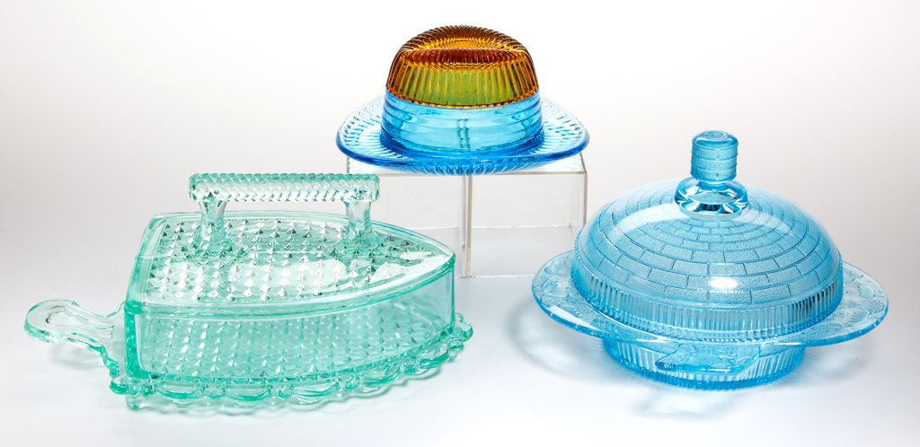 ASSORTED PRESSED NOVELTY ARTICLES, LOT OF THREE (1 of 1)