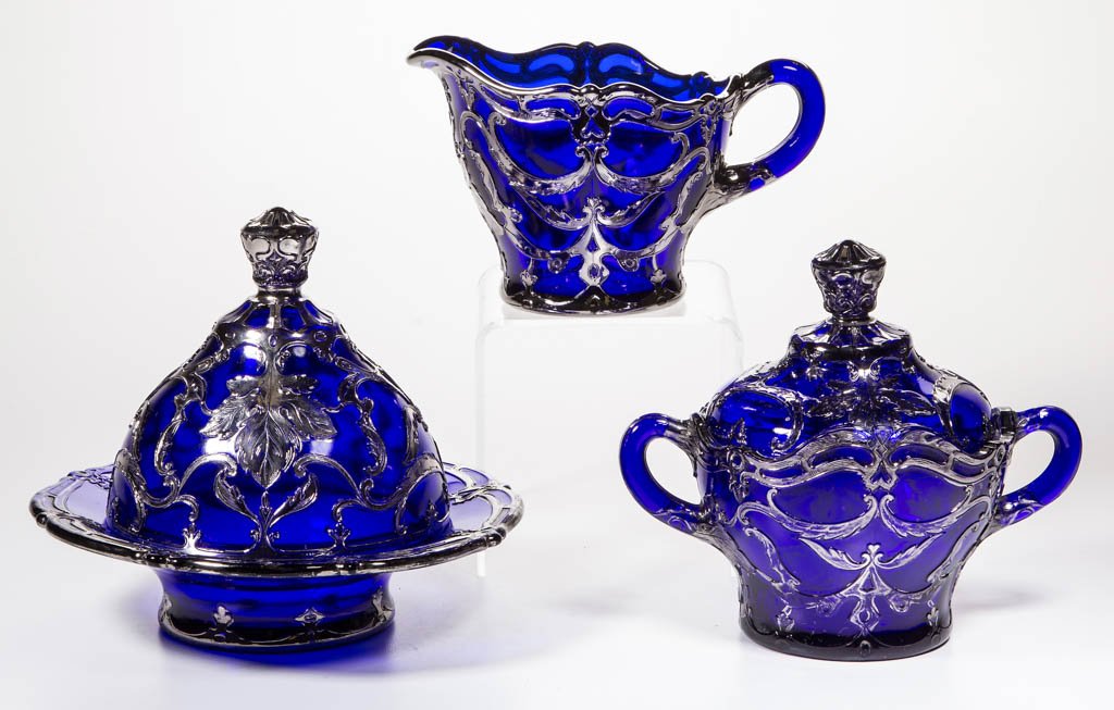 MAPLE LEAF - FILIGREE THREE-PIECE TABLE SET (1 of 1)