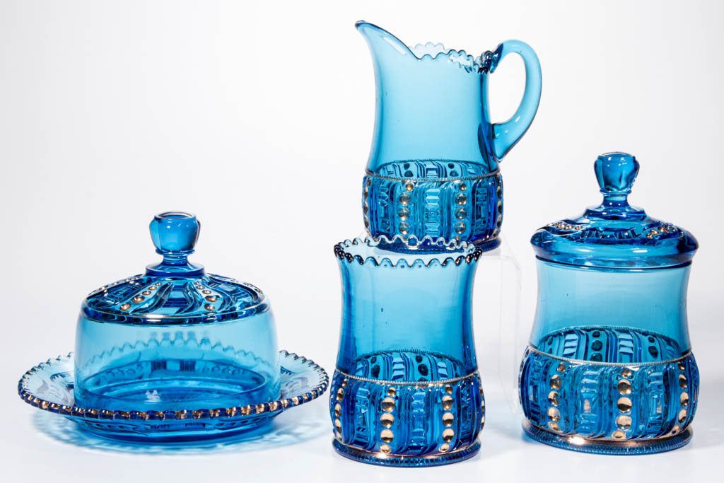 RIVERSIDE OLYMPIA (OMN) / SEEDPOD FOUR-PIECE TABLE SET (1 of 1)