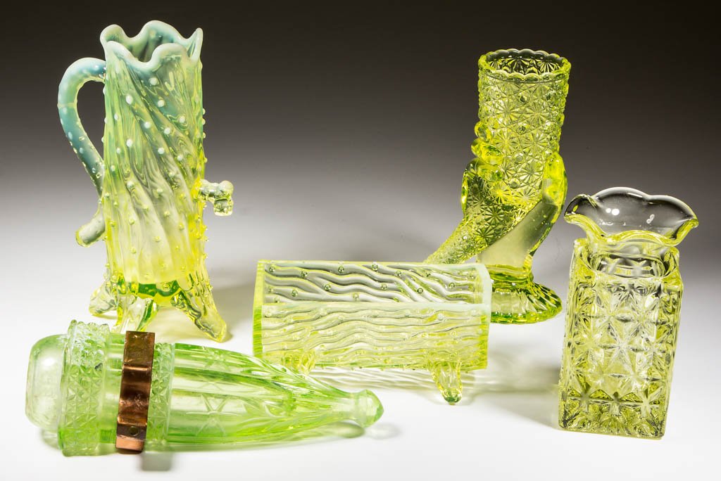 ASSORTED PRESSED ARTICLES, LOT OF FIVE (1 of 1)