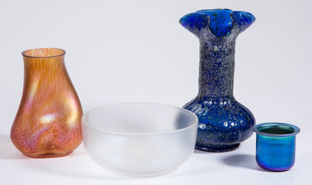 ASSORTED ART GLASS ARTICLES, LOT OF FOUR (1 of 1)