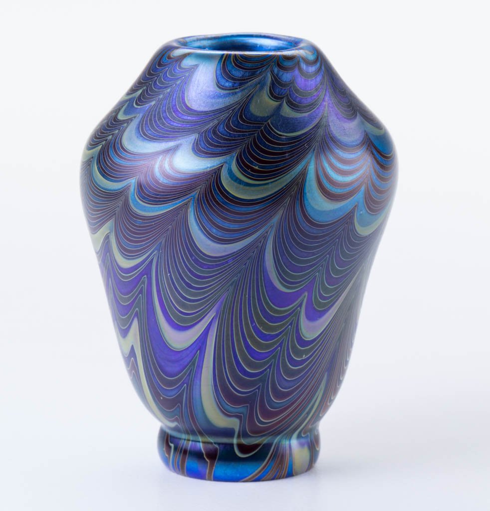 STEVEN LUNDBERG STUDIO ART GLASS MINIATURE / CABINET (1 of 1)