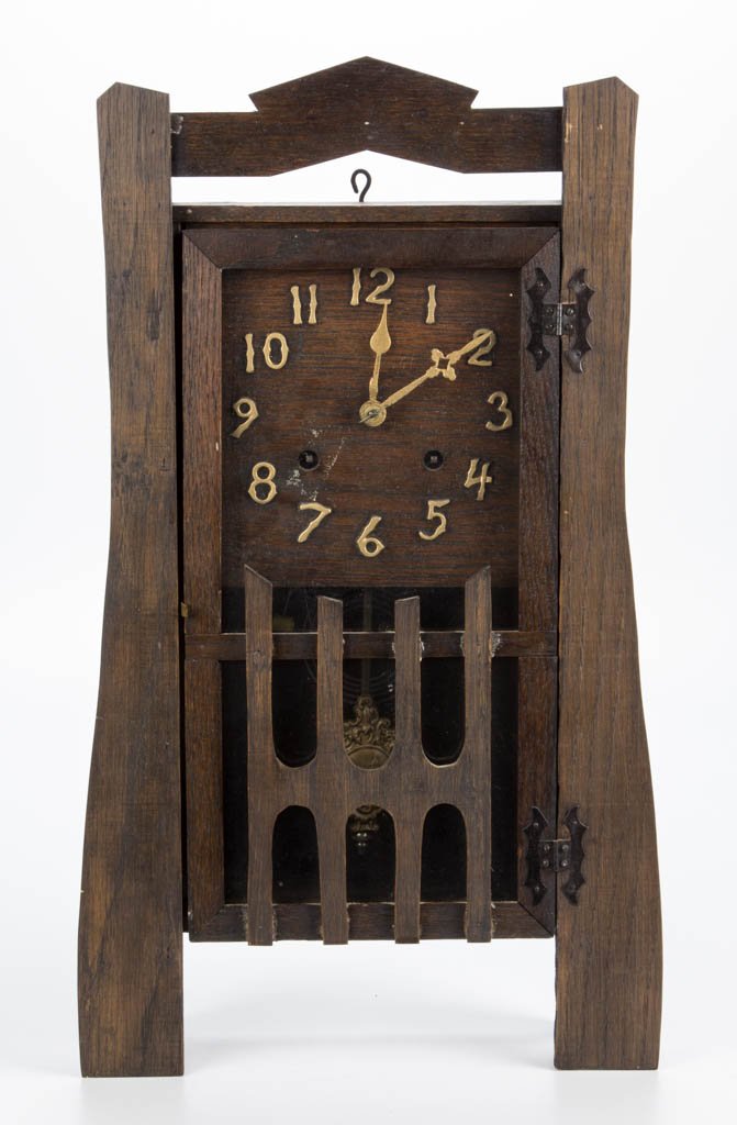ARTS AND CRAFTS / MISSION OAK MANTLE CLOCK (1 of 1)