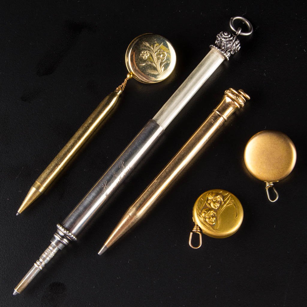 ASSORTED LADY'S ARTICLES, LOT OF FIVE (1 of 1)