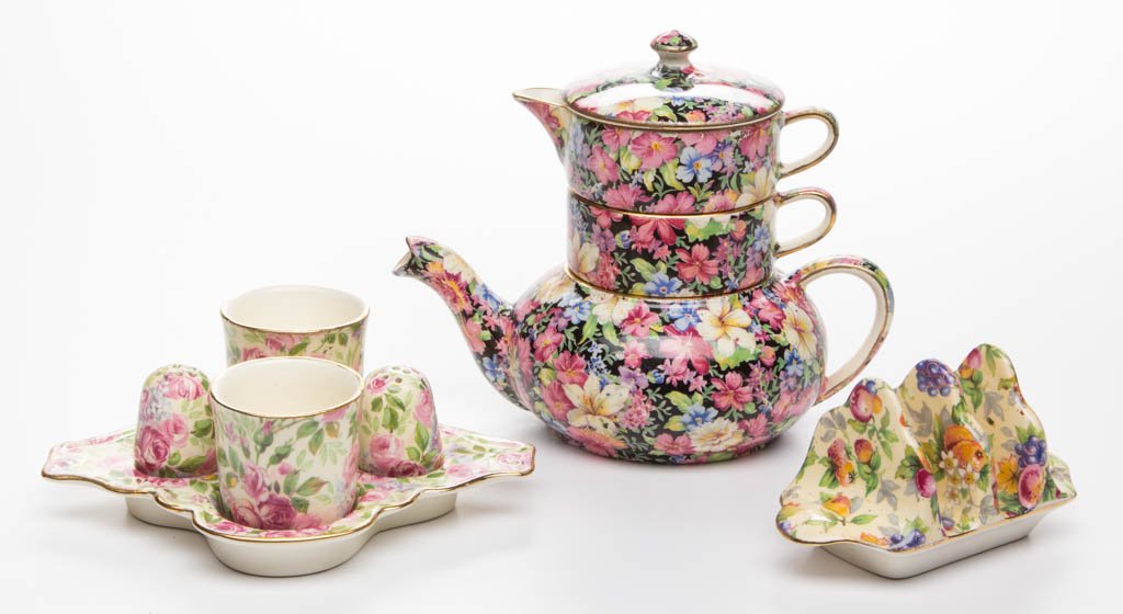 ENGLISH ROYAL WINTON POTTERY CHINTZ TABLEWARE ARTICLES, (1 of 1)