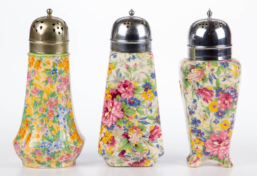 ENGLISH ROYAL WINTON AND TUDOR POTTERY CHINTZ SUGAR (1 of 1)