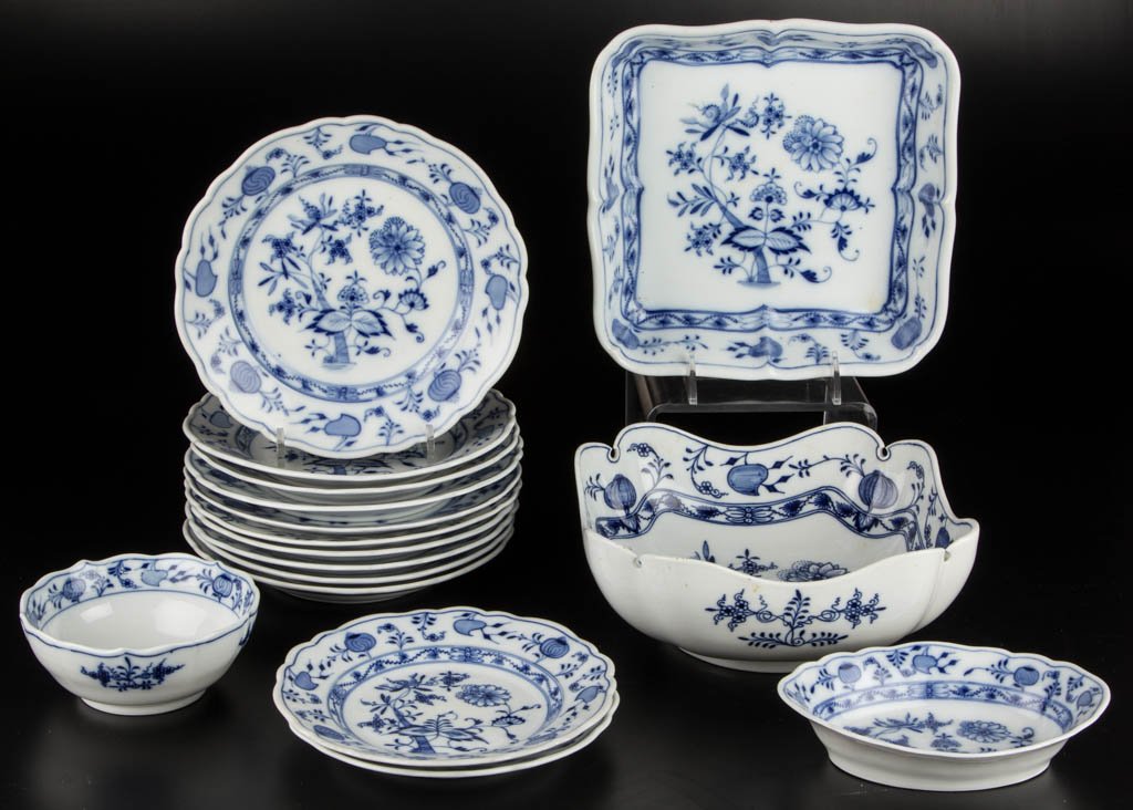 GERMAN MEISSEN PORCELAIN TABLE ARTICLES, LOT OF 17 (1 of 1)
