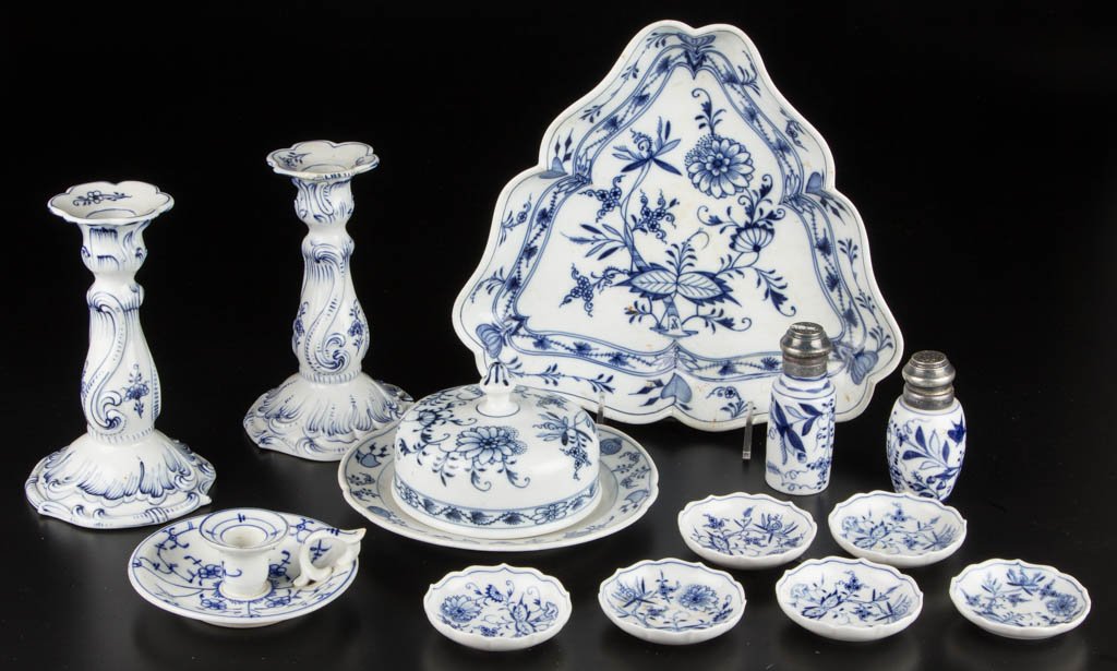 GERMAN MEISSEN AND OTHER PORCELAIN "BLUE ONION" PATTERN (1 of 1)