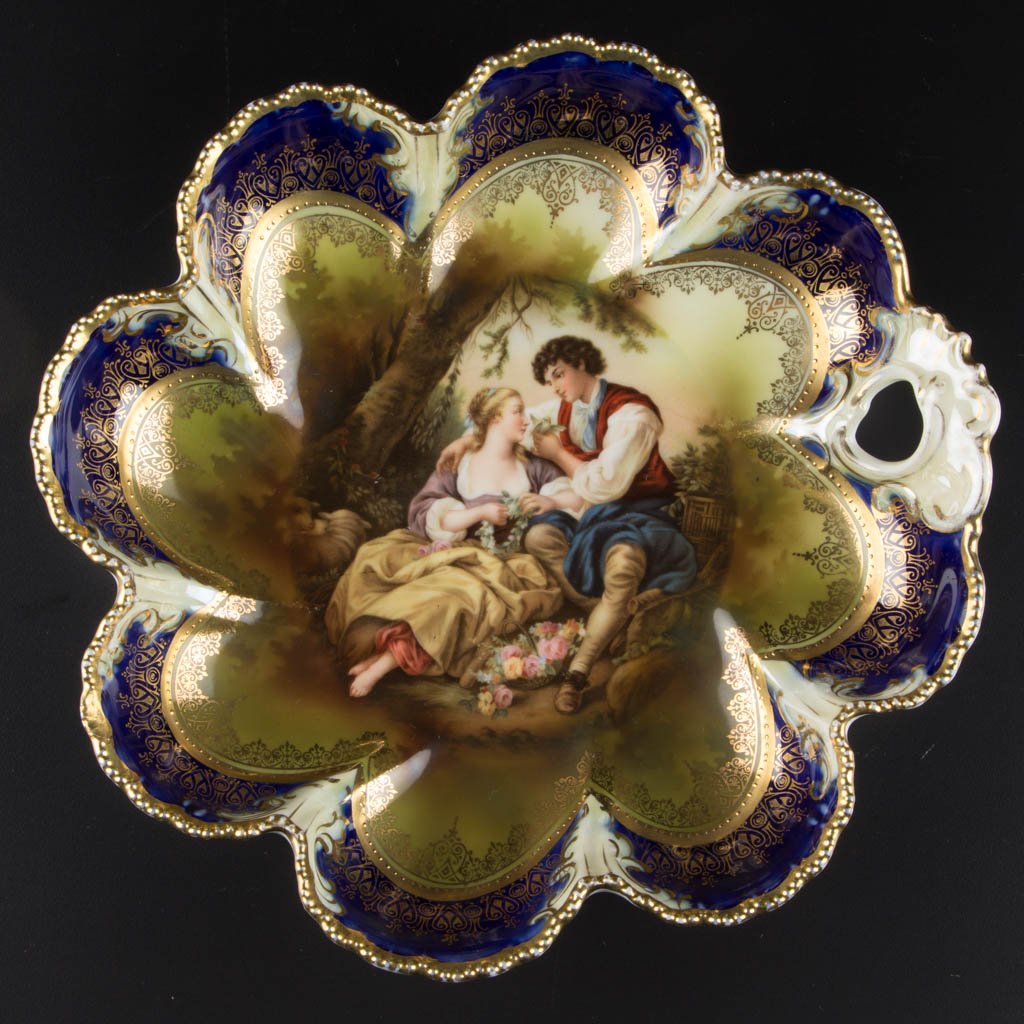 R. S. PRUSSIA PORCELAIN HANDLED SERVING BOWL (1 of 1)