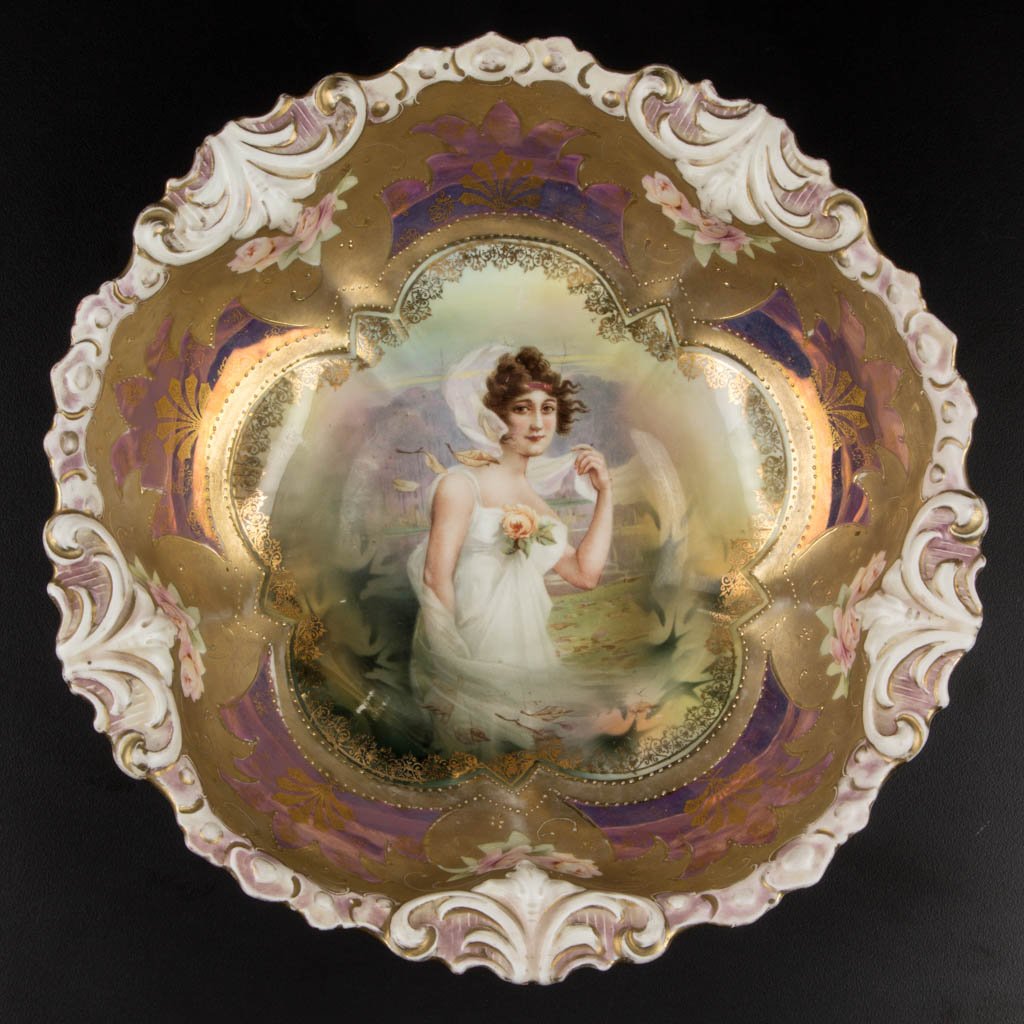 R. S. PRUSSIA PORCELAIN PORTRAIT BOWL (1 of 1)
