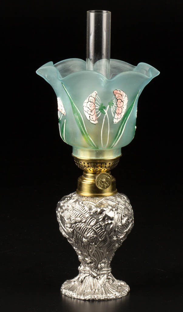 VICTORIAN CAST METAL JUNIOR STAND LAMP (1 of 1)