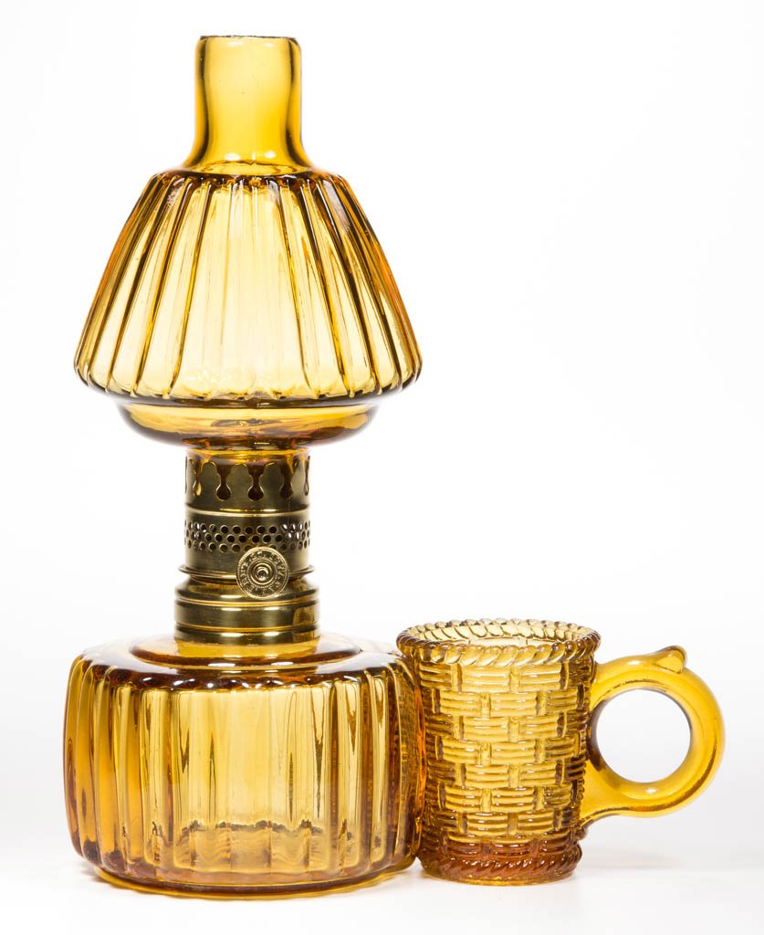 MATCH-HOLDER MINIATURE FINGER LAMP (1 of 1)