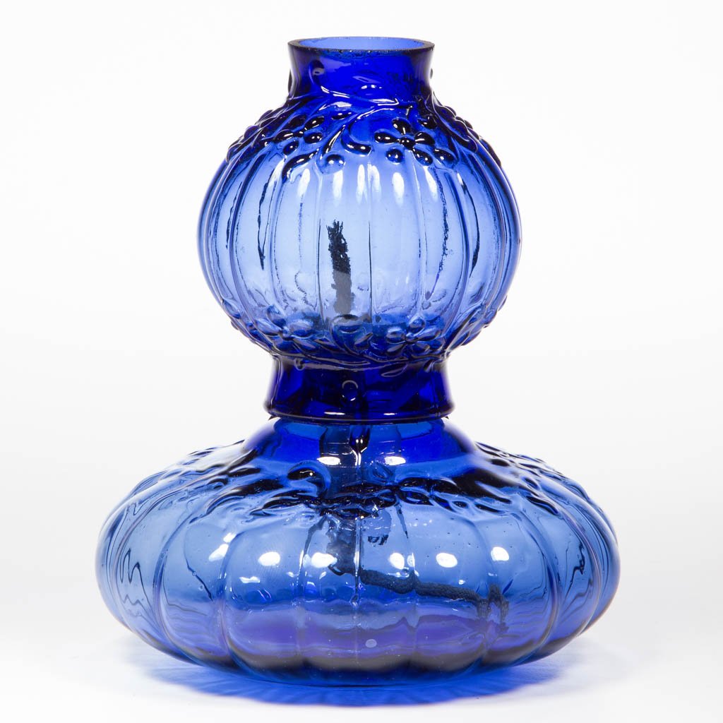 PATENTED GLOW PANEL AND FLORAL EMBOSSED MINIATURE LAMP (1 of 1)