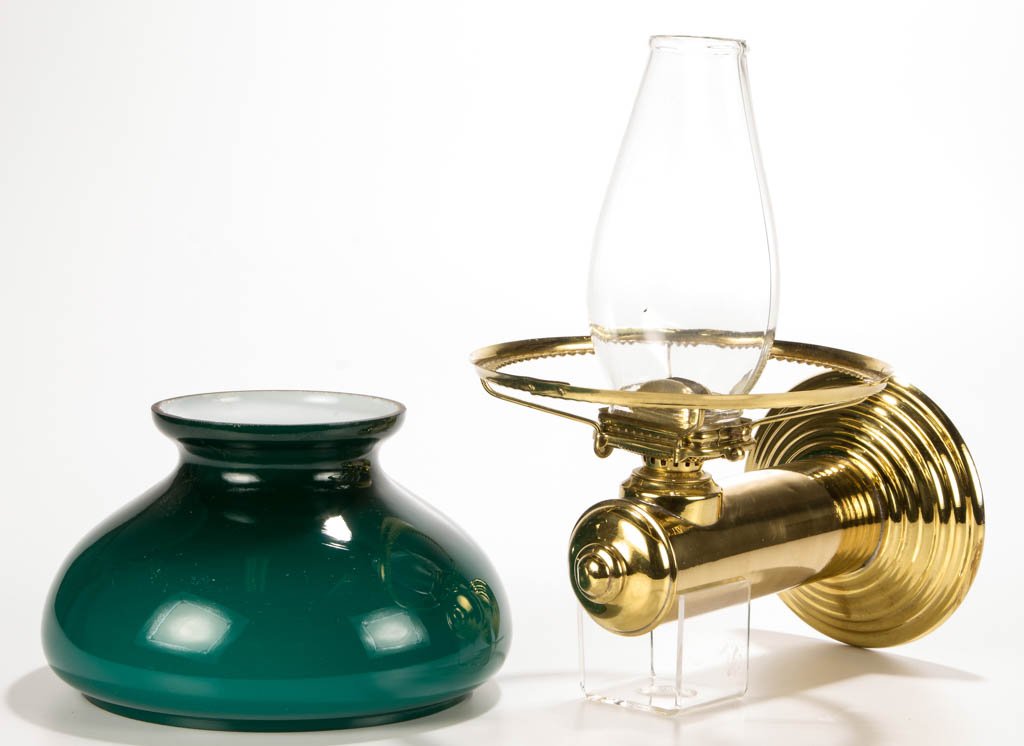 CHARLES SPENCER PATENTED BRASS KEROSENE WALL-MOUNT (1 of 1)