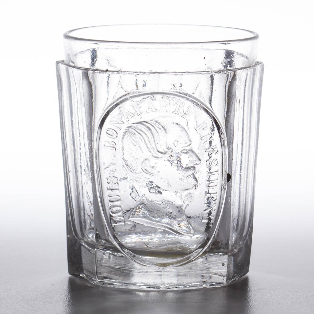 FRENCH NAPOLEONIC HISTORICAL PRESSED TUMBLER (1 of 2)