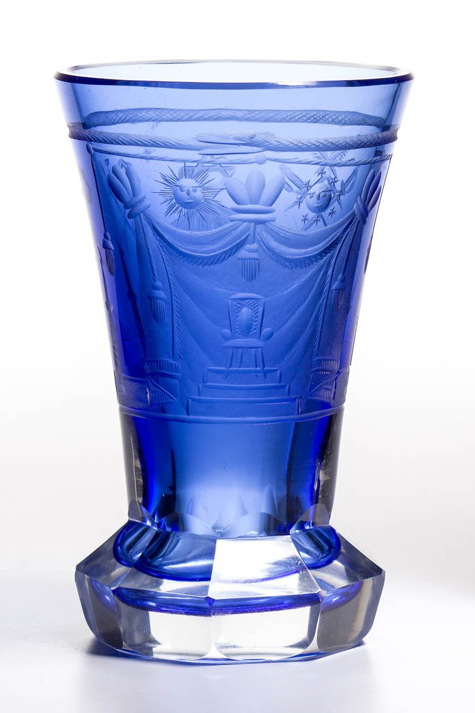 BOHEMIAN CUT AND ENGRAVED MASONIC FOOTED TUMBLER (1 of 3)