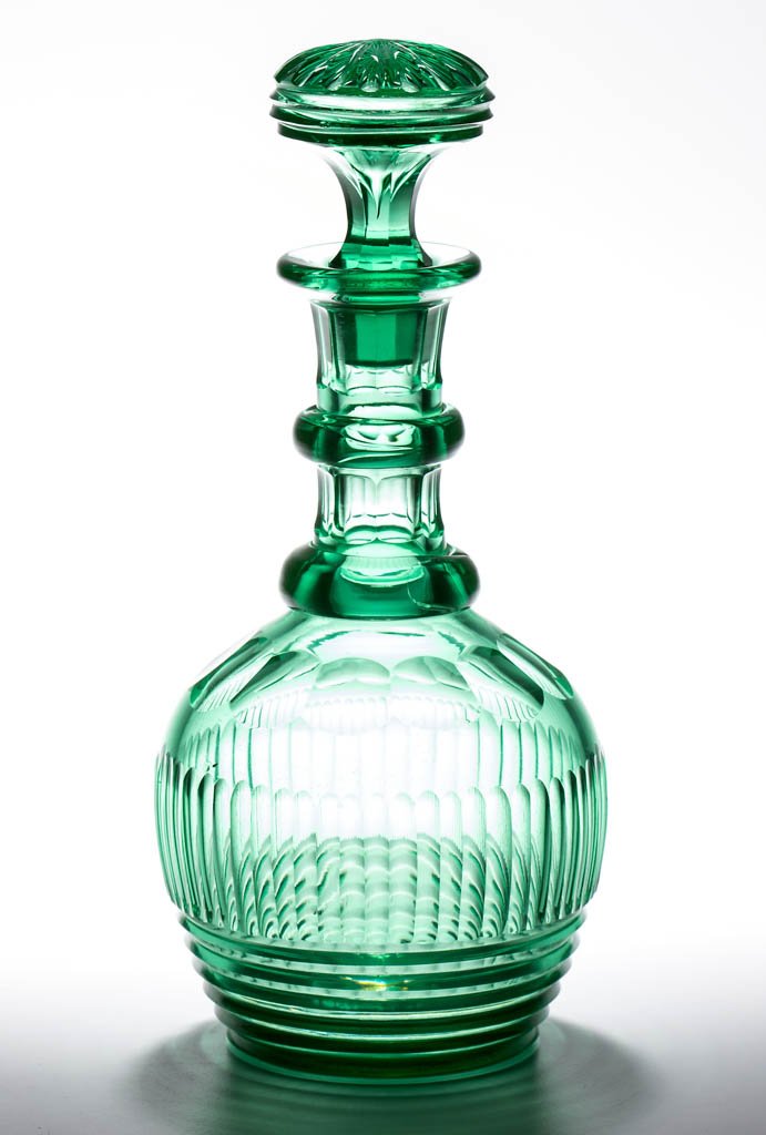 ENGLISH EARLY VICTORIAN CUT GLASS QUART DECANTER (1 of 1)