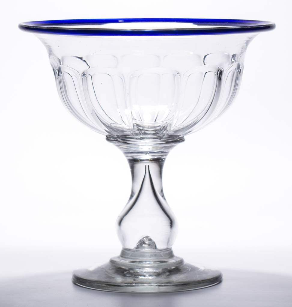 PATTERN-MOLDED COMPOTE (1 of 1)