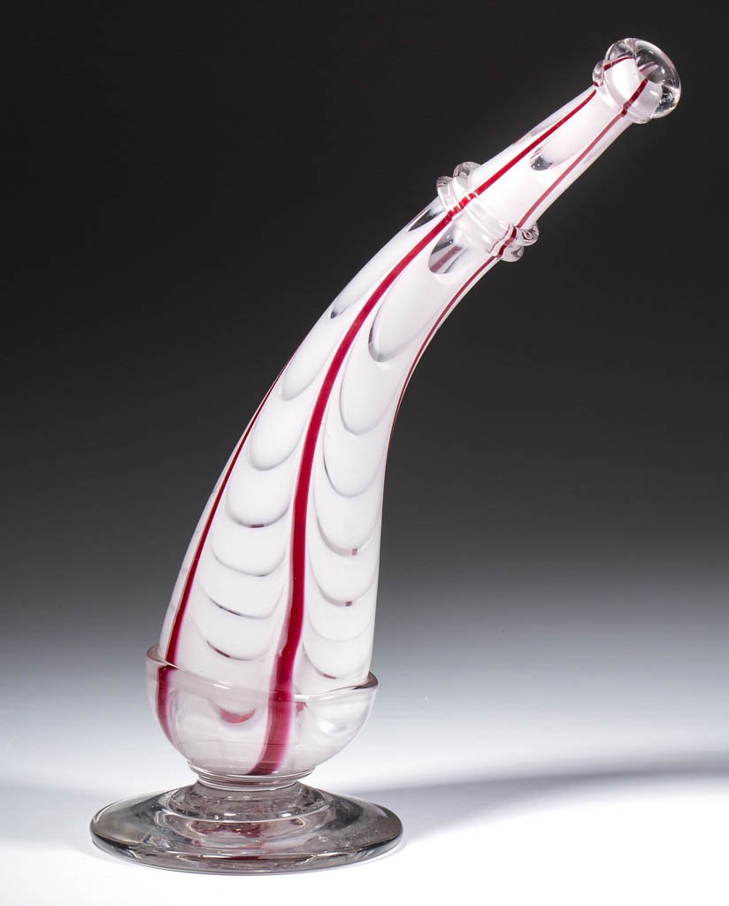 FREE-BLOWN MARBRIE-LOOP-DECORATED FOOTED POWDER HORN (1 of 1)