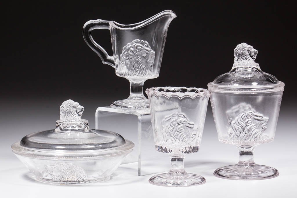 LION CHILDREN'S TOY FOUR-PIECE TABLE SET (1 of 1)