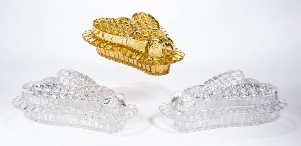 NOVELTY FLY COVERED DISHES, LOT OF THREE (1 of 1)